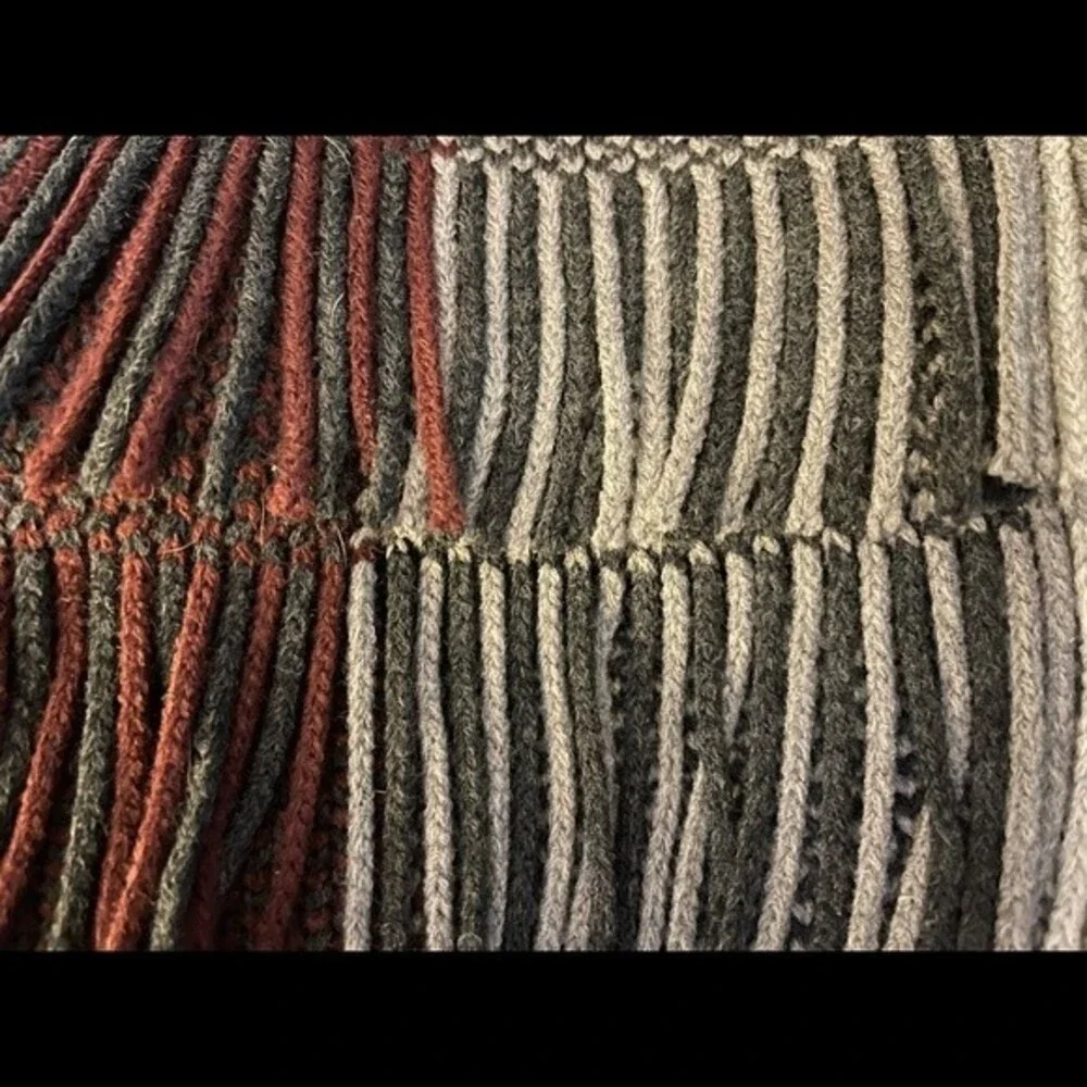 Calvin Klein | Braided Scarf with Braided Tassels Maroon, dark and light Gray